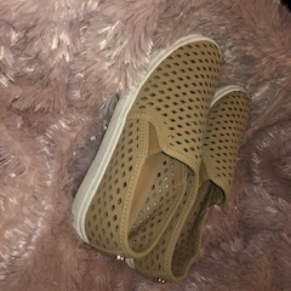 Steve Madden - Picture 2 of 2